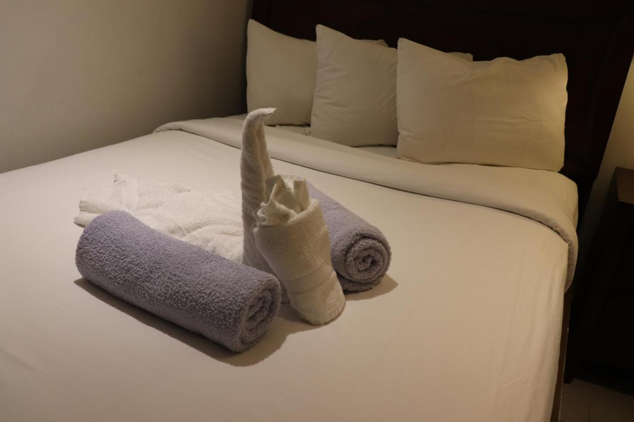 On Hollywood Beach - Affordable Two Bedrooms Sleeps 6 With Two Bathrooms Dania Beach Ngoại thất bức ảnh
