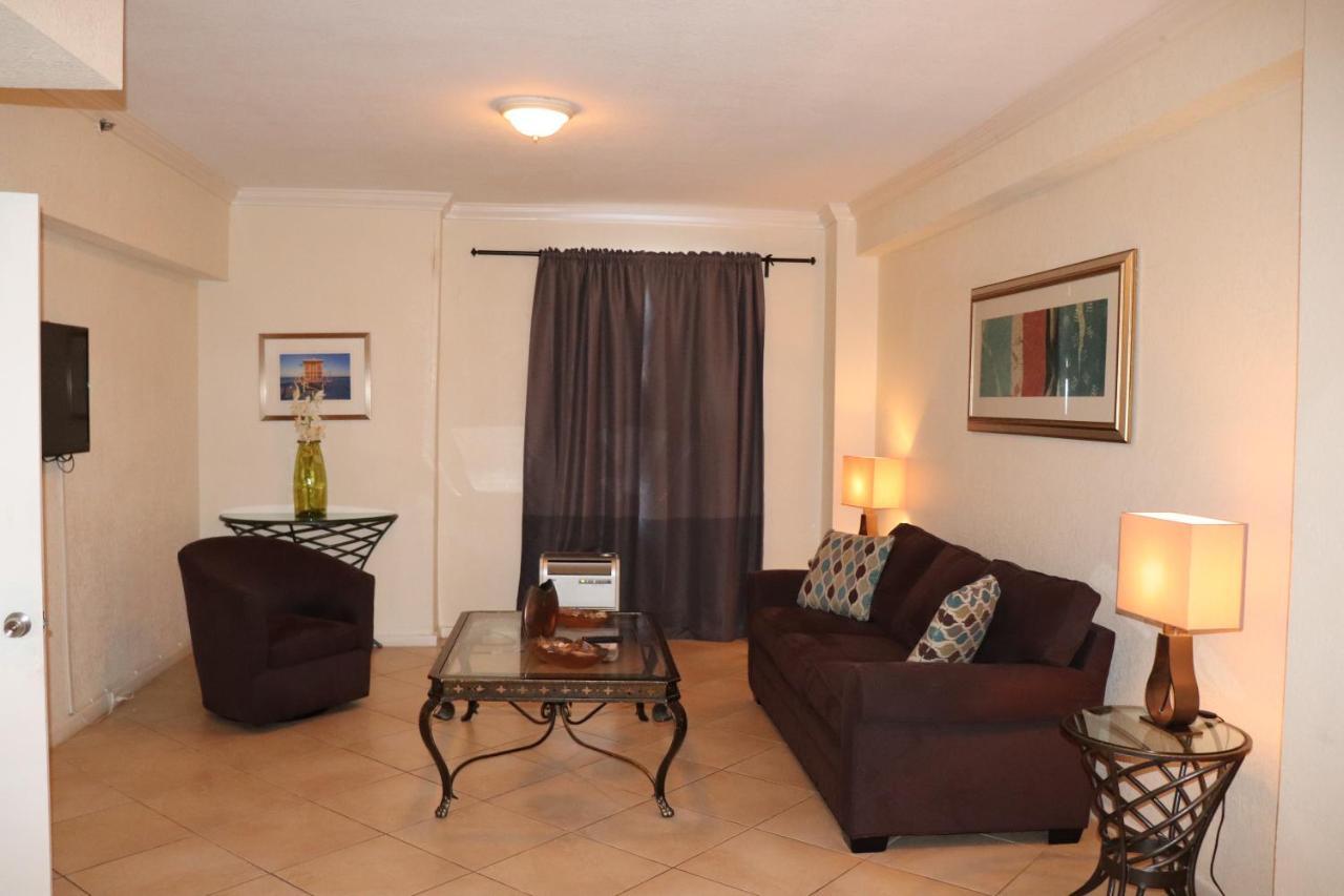 On Hollywood Beach - Affordable Two Bedrooms Sleeps 6 With Two Bathrooms Dania Beach Ngoại thất bức ảnh